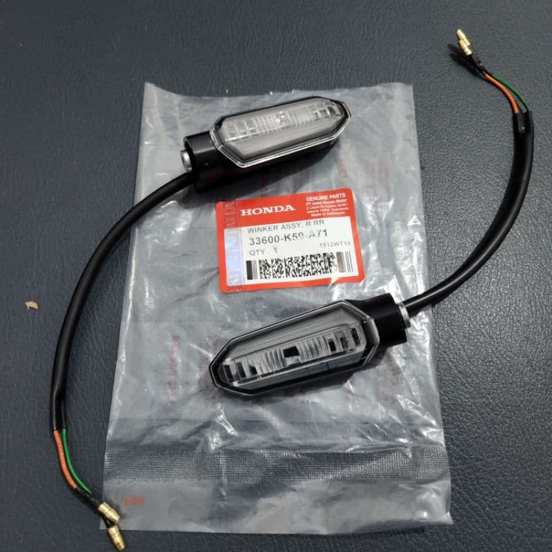 2PCS ไฟเลี้ยว LED ขวาซ้าย Vario 125 150 ใหม่ CBR CB150R ADV K59 Original Honda