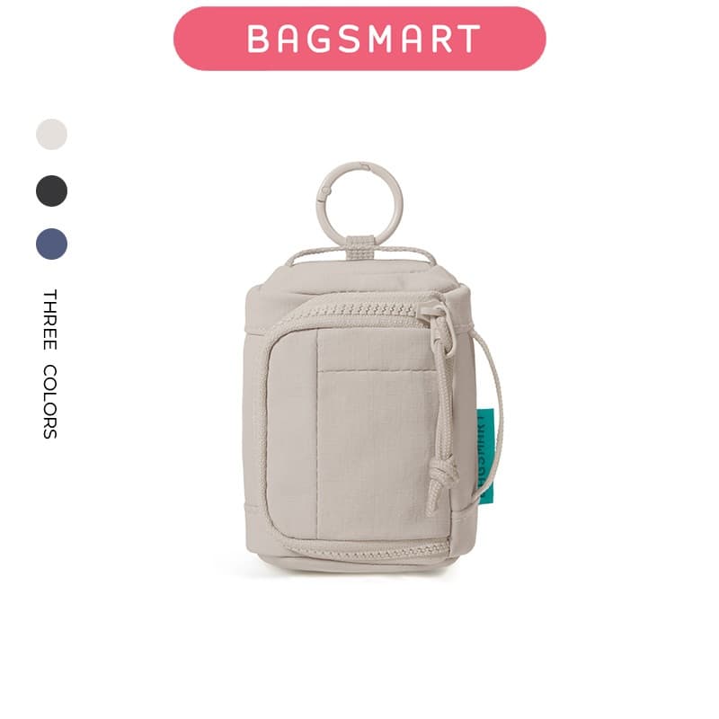 BAGSMART กระเป๋าเป้สะพายหลังมินิ Charm ทําจากไนลอน พกพาสะดวกพร้อมตะขอถอดได้สําหรับหูฟังและเหรียญ Essentails