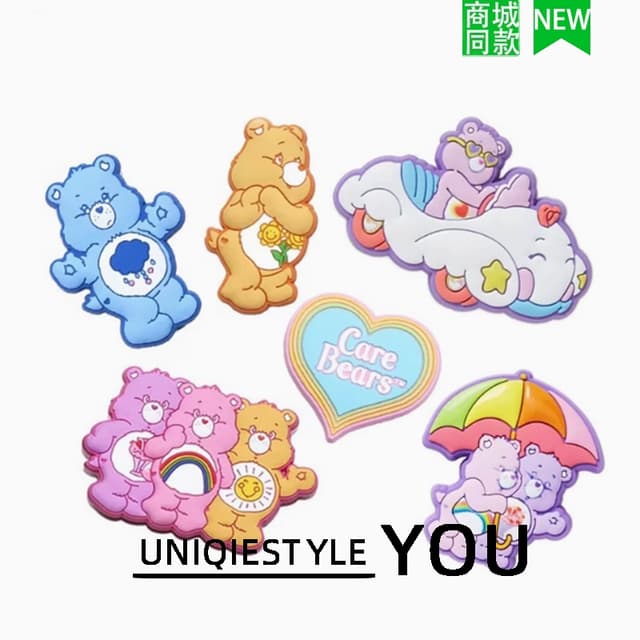 2026 รองเท้ารูจระเข้สไตล์ใหม่ Huazhibixing อุปกรณ์เสริมน่ารักการ์ตูน Care Bear ชุดห้าชิ้นสไตล์ใหม่ Care Bear…