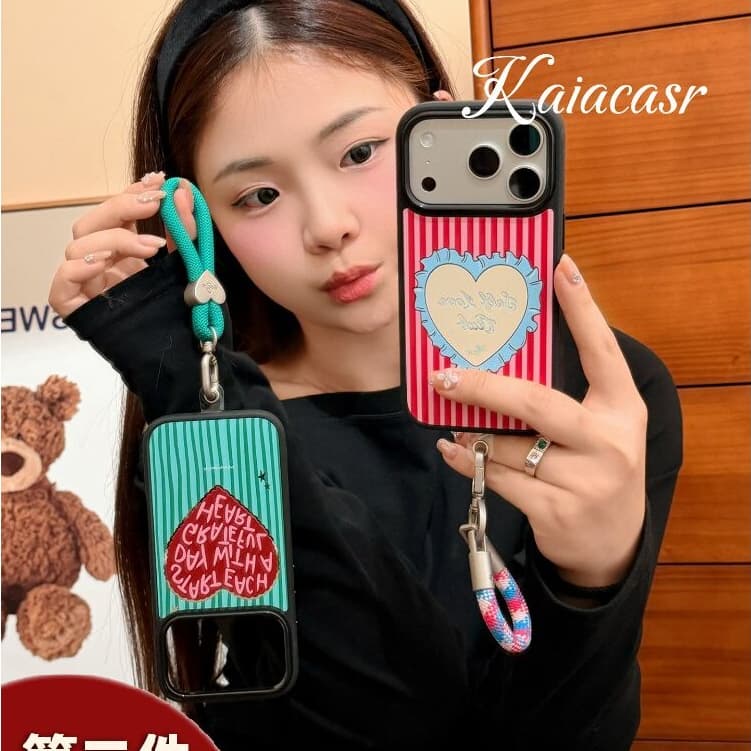 Huiwanju สีทึบลายหัวใจรักสําหรับ iPhone17promax เคสโทรศัพท์ ip16pro/13 หญิง 14pro พร้อมเชือกเส้นเล็ก 15pro…