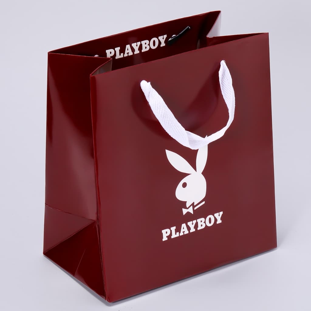 PLAYBOY กระเป๋าหิ้ว แฟชั่น วิจิตรบรรจง สีไวน์ การให้ของขวัญ การจับคู่ ตัวเลือกแรก