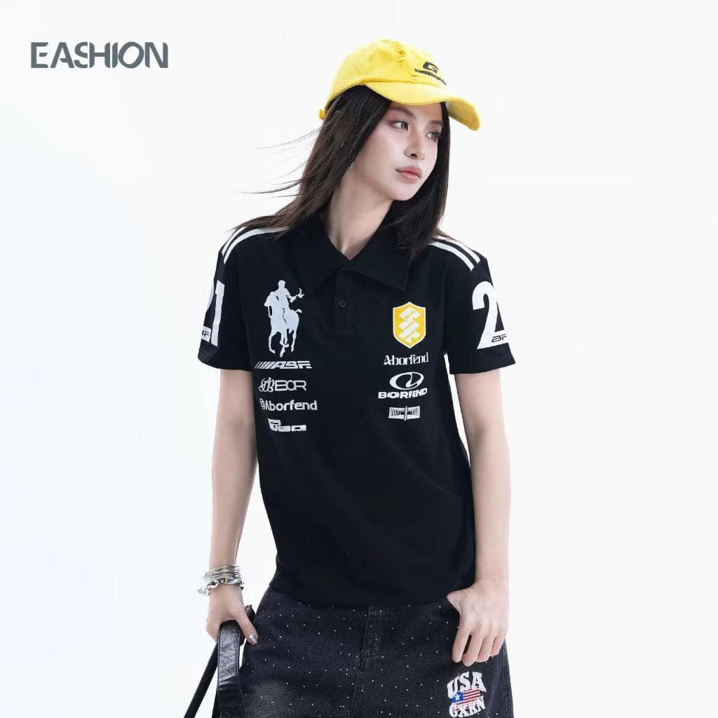 เสื้อโปโลแขนสั้น ยูนิเซ็กส์ สไตล์เรซซิ่ง วินเทจ สตรีท Y2K พิมพ์ลายกราฟิก ทรงหลวม แฟชั่นลําลอง…