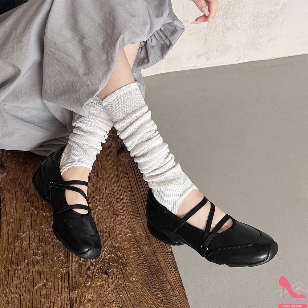 รองเท้าผ้าใบแมรี่เจน สีดํา รองเท้าลําลองผู้หญิง ballet หัวมน พื้นนิ่ม ใส่สบาย 35-40 Size