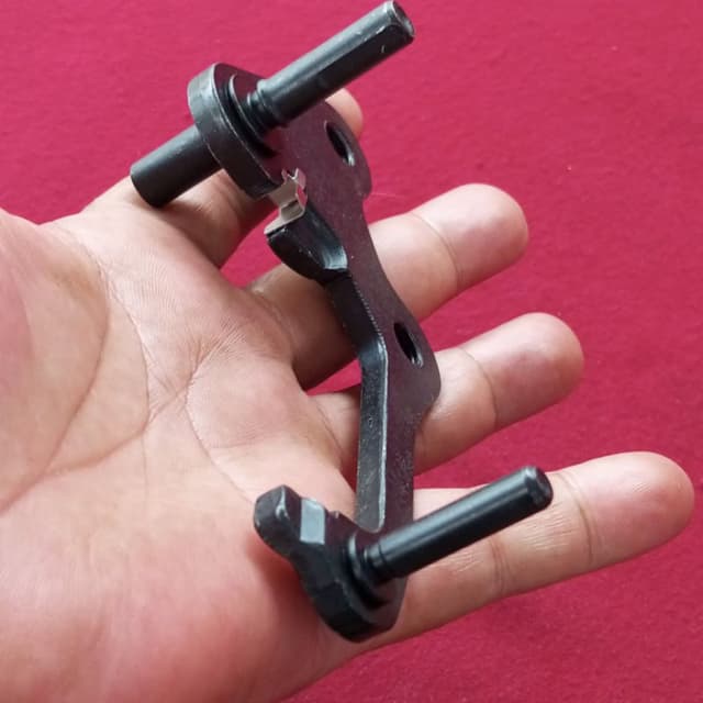 ขายึดจานเบรค ขายึดคาลิปเปอร์เบรคหน้า Yamaha Freego Lexy