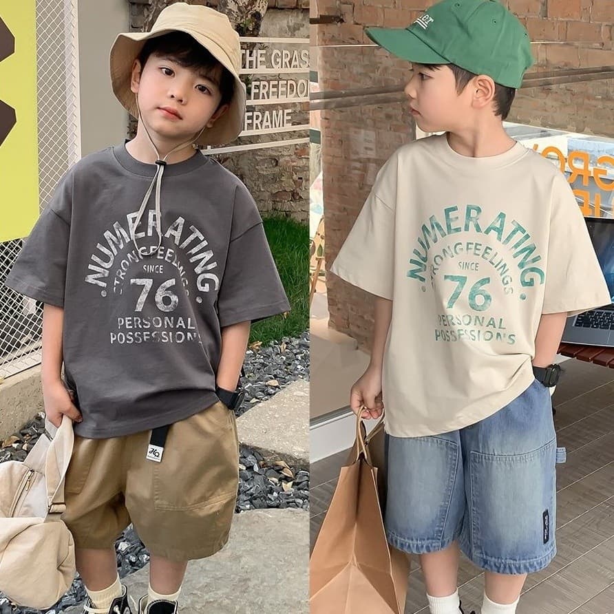 COD เสื้อยืดเด็กผู้ชาย Oversize เกาหลี ลายตัวอักษร 76 เสื้อแขนสั้น สตรีทแฟชั่น ผ้าฝ้าย 100% ไซส์ 90-150CM…