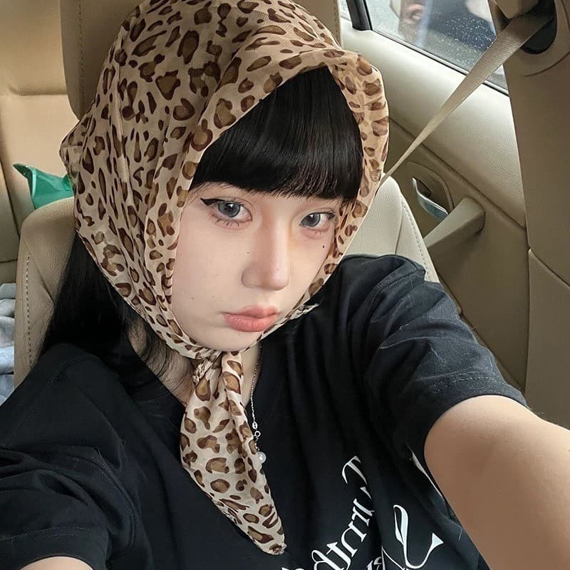 อิน ผ้าพันคอเกาหลีผ้าพันคอไหมผูกผมผ้าพันคอไหมคาดศีรษะหวานเย็นสไตล์อุปกรณ์ผม