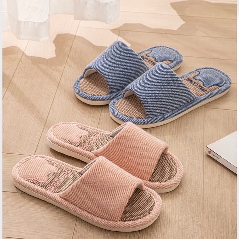 SY SHOP899 รองเท้าแตะ รองเท้าใส่ในบ้าน ( ลายหมี ) ใส่ในออฟฟิศ พื้นมีกันลื่น NO.T822 (แนะนําเพิ่ม2ไซส์ ) [COD]