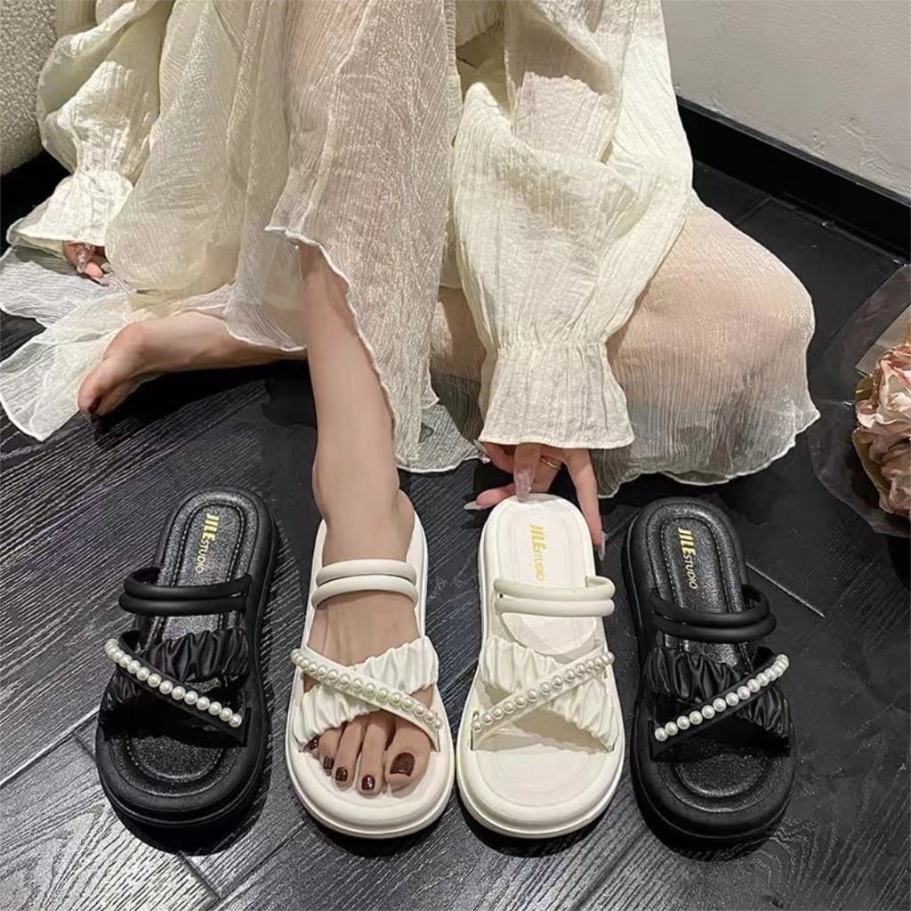 รองเท้าแตะผู้หญิง แต่งไข่มุก ผ้าชีฟอง พื้นหนา นุ่มสบาย สไตล์เกาหลี ใส่เที่ยว ลุคหวาน XZ025
