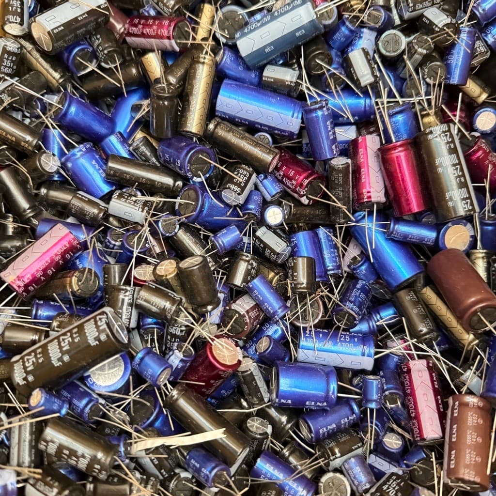 อะไหล่รวม Capacitor ใหม่ๆ คละแบบ 500กรัม