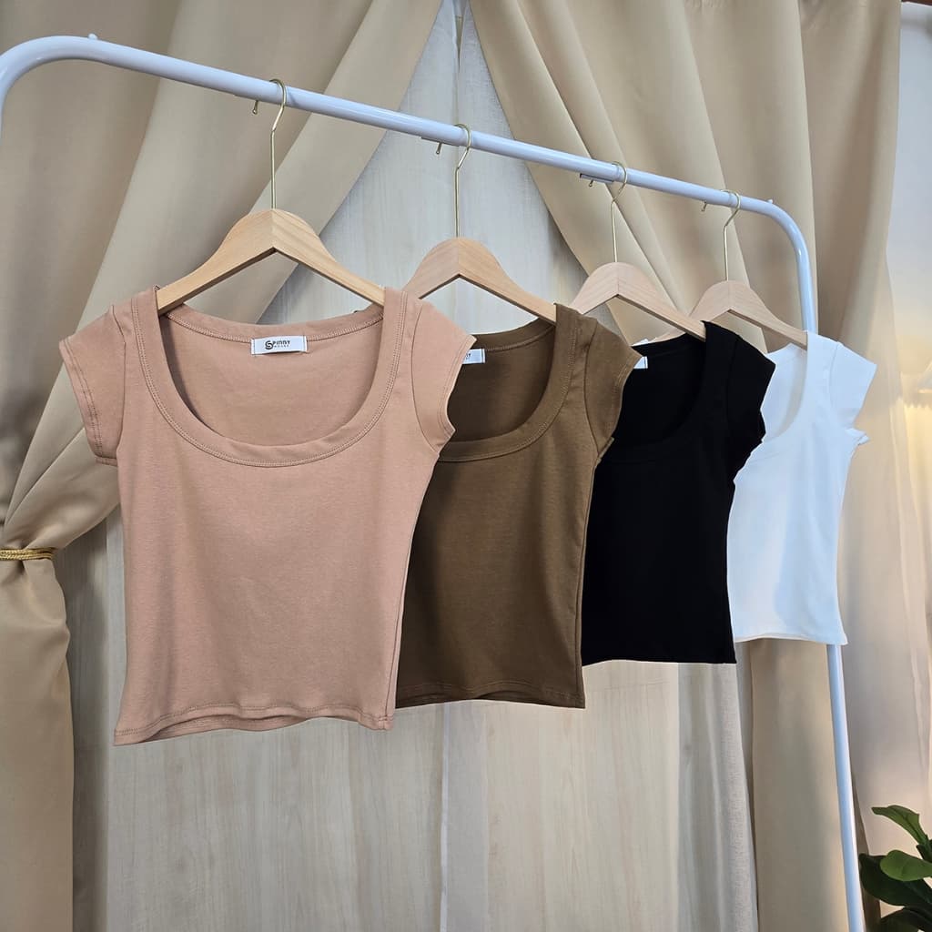 เสื้อครอปคอกว้าง โชว์เนิน ผ้ายืดยูนิ🌺ทรงแขนเต่อ ใส่แล้วพรางหุ่น เรียบหรูดูแพงสุด รุ่น น้ําพริก