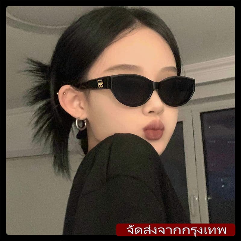 แว่นกันแดดทรงแคทอายแฟชั่นสไตล์เกาหลีไม่ซ้ําใคร สีดําแว่นกรอบแคบระดับไฮเอนด์แว่นตาแฟชั่นยุโรปและอเมริกาย้อ