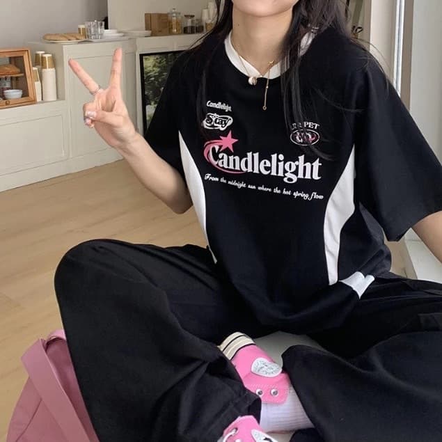 ในไทย**เสื้อยืดทรงโอเวอร์ไซส์ uni ผ้าไมโคร ใส่สบายไม่ร้อน Y134