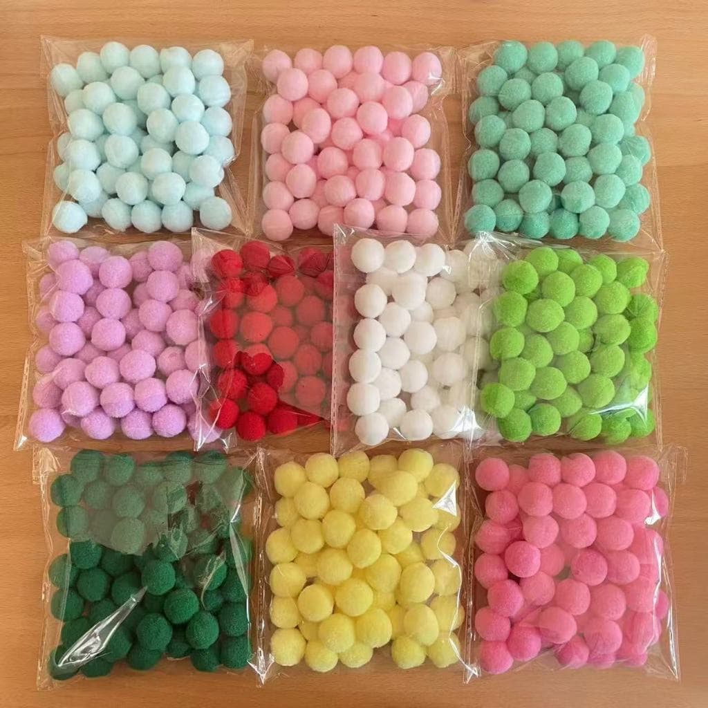 “กรุงเทพฯ ส่ง24ชม”100ชิ้น ปอมปอม สีสันสดใส ยืดหยุ่นสูง งานฝีมือสร้างสรรค์ ระดับอนุบาล ลูกขนแมวแสนสนุก…