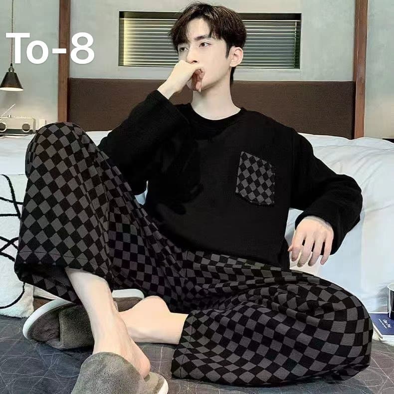 TO/ใหม่-ชุดนอนผู้ชาย เสื้อเเขนยาว+ขายาว พิมลาย พร้อมส่งที่ไทย