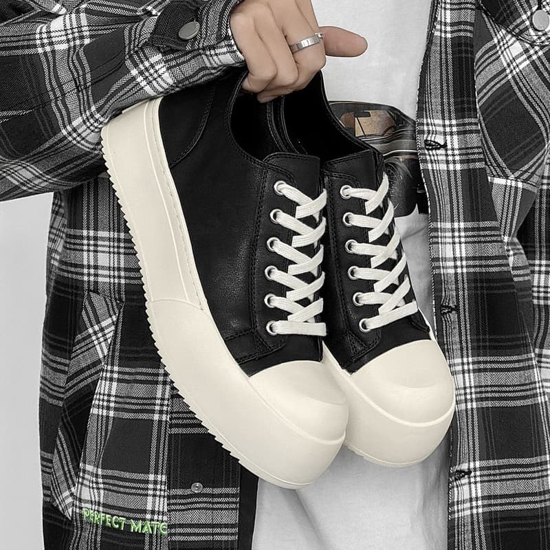 รองเท้าหนังแฟชั่น Low-Top Sneakers พื้นหนาใส่แล้วดูสูงขึ้น SNK