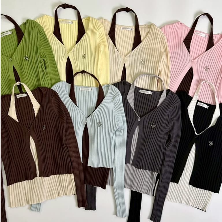 Kara top เสื้อแขนยาวไหมพรมคล้องคอทูโทน แต่งงานอะไหล่ (Size M,L) ผ้าไหมพรมนุ่มยืดได้เยอะมากใส่สบาย AOMMKOSHOP…
