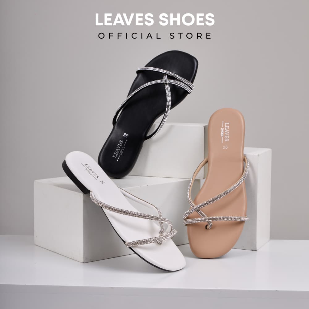 Leaves Shoes รุ่น GALA รองเท้าแตะแฟชั่นผู้หญิง สายเพชร คริสตัลระยิบระยับ รองเท้าแตะหูคีบ ส้นแบน พื้นนุ่ม…