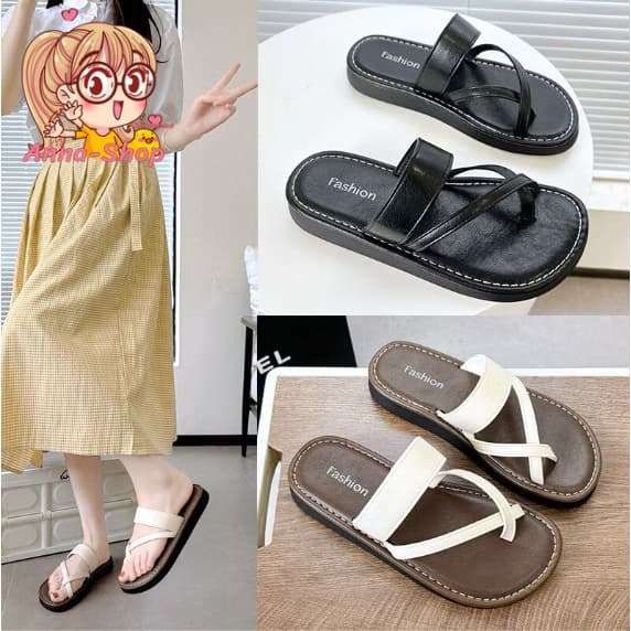 Anna shop รองเท้าเเตะสายไขว้ เเฟชั่นผู้หญิง เเบบหูคีบ พื้นนิ่ม ส้นแบน น้ําหนักเบา ใส่แล้วขับผิว พร้อมส่งT388