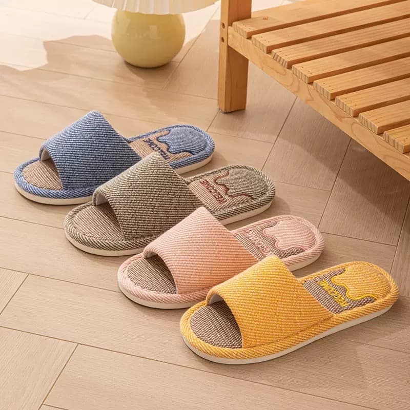HOME818 รองเท้าแตะ รองเท้าใส่ในบ้าน ( ลายหมี ) ใส่ในออฟฟิศ พื้นมีกันลื่น มี5สีให้เลือก NO.T822…