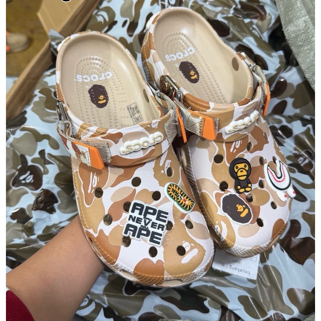 รองเท้า แบบสวม Crocs LiteRide Clog กําลังฮิต น้ําหนักเบา ใส่สบาย ใส่แล้วไม่เจ็บเท้า สินค้ามีพร้อมส่งทุกคู่…