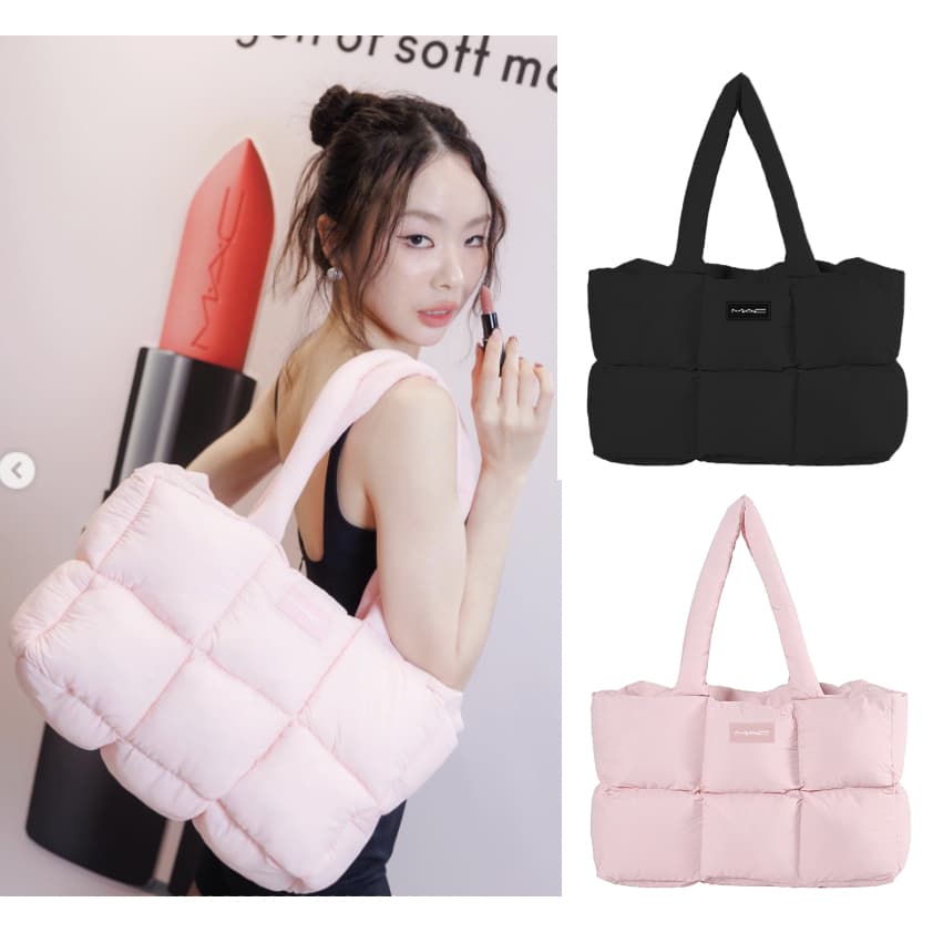 ขายส่ง กระเป๋าสะพายข้างผู้หญิง กระเป๋าหมอน กระเป๋าผ้านุ่มนิ่ม M/\C branded puffer tote bag 25x19x14 CM รูปที่ 1