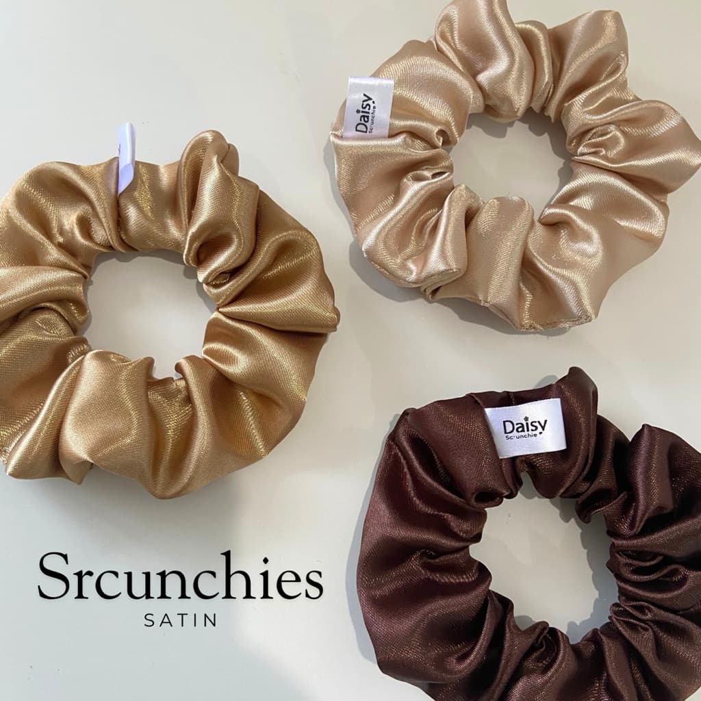 ยางรัดผม Daisy v Scrunchies • ซาตินต่วน • Pastel Collection • (thin petals)
