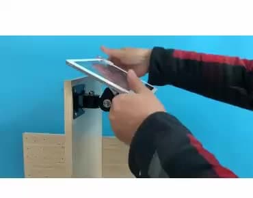 Tablets Holder -Wall Type ที่จับ แท็บเล็ต สำหรับ แท็บเล็ต 9.7 - 12.9 นิ้ว ยึดกับผนัง (WK001) - สีดำ รูปที่ 1