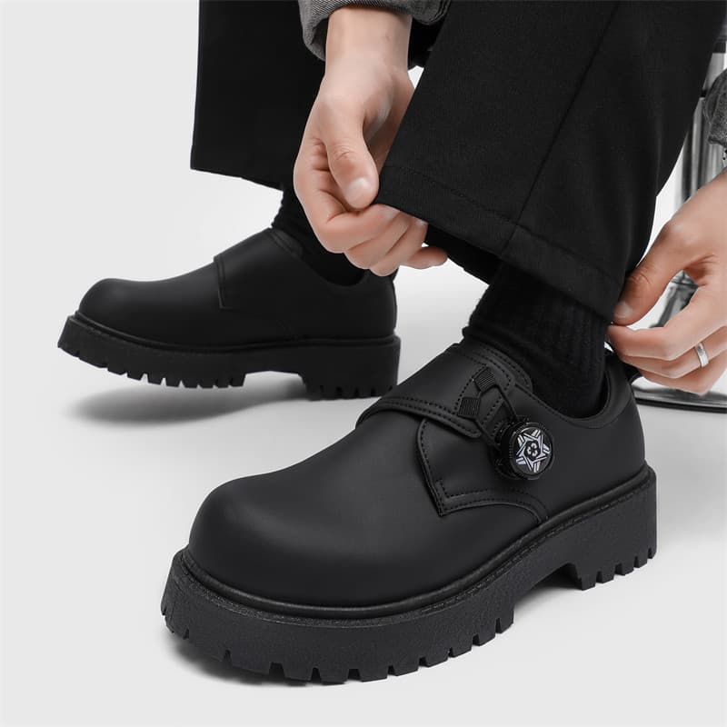 SIZE39-46 รองเท้าหนังหัวโต รองเท้าหนังผู้ชาย รองเท้าหนังหัวโตรองเท้าหนังแบบสวมของผู้ชายรองเท้าหนังนิ้วเท้ากว้า… รูปที่ 1