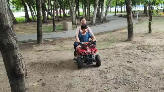ATV ไฟฟ้า ส่งจากไทย พร้อมเล่น ขับง่าย ใช้ง่าย สำหรับเด็กโต รับน้ำหนักได้120kg ขนของได้เยอะ
