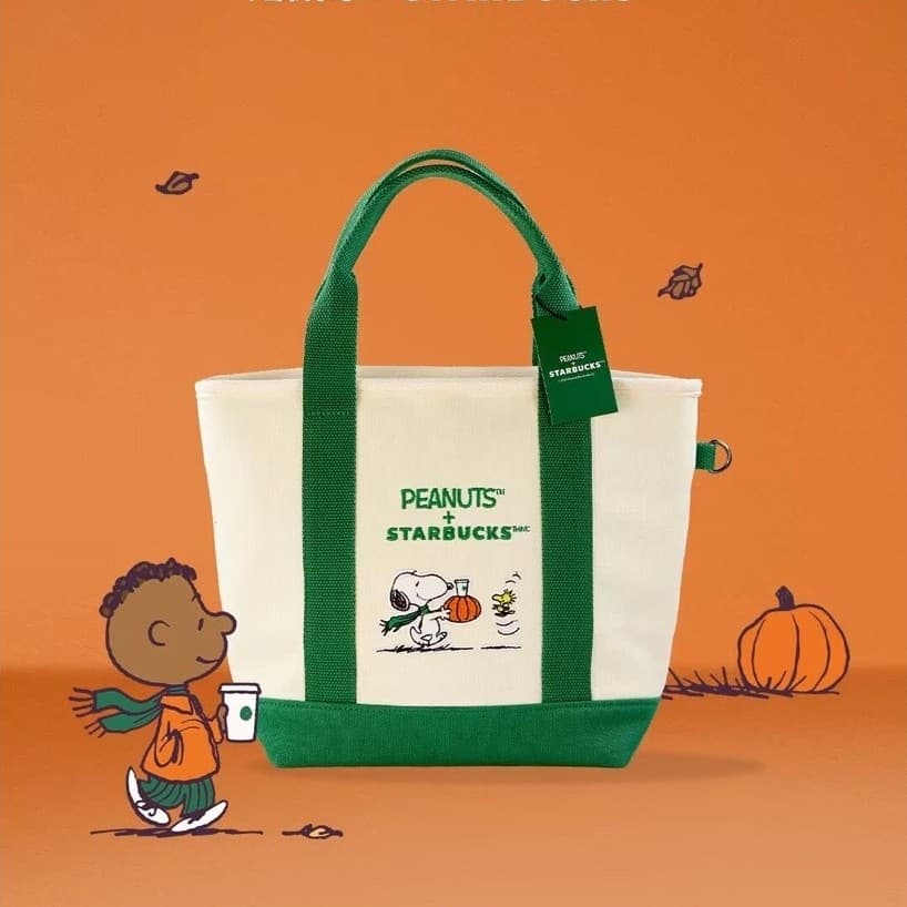 PEANUTS × STARBUCKS Peanuts Tote Bag กระเป๋าผ้า Snoopy กระเป๋าสะพาย Starbucks รูปที่ 1