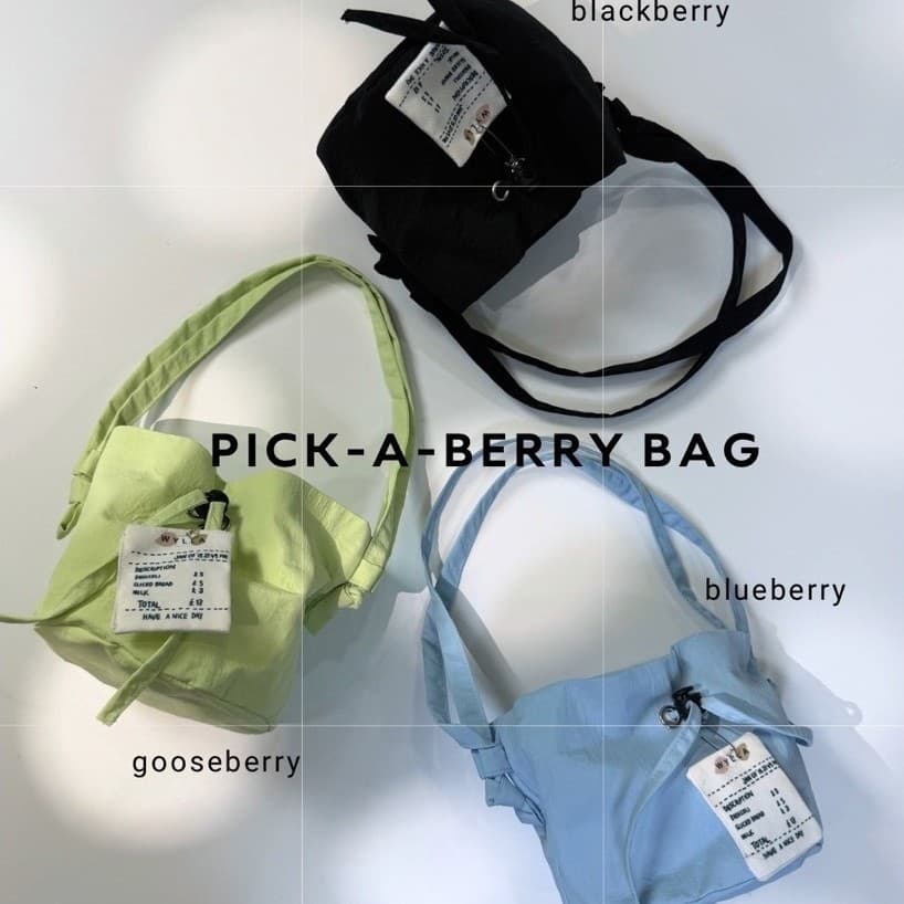 Wyllabrand กระเป๋าผ้า Pick-A-Berry bag รูปที่ 1