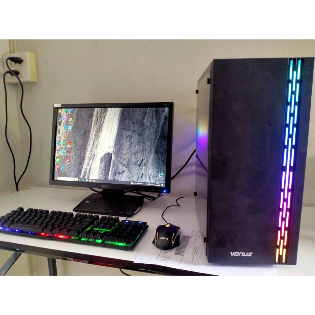 คอมพิวเตอร์ครบชุดรวมจอCORE I3 RAM 8GB +การ์ดจอแยกGT 1030 2GB เล่นเกมส์ได้ลื่นๆ คอมพิวเตอร์เล่นเกมส์ รูปที่ 1